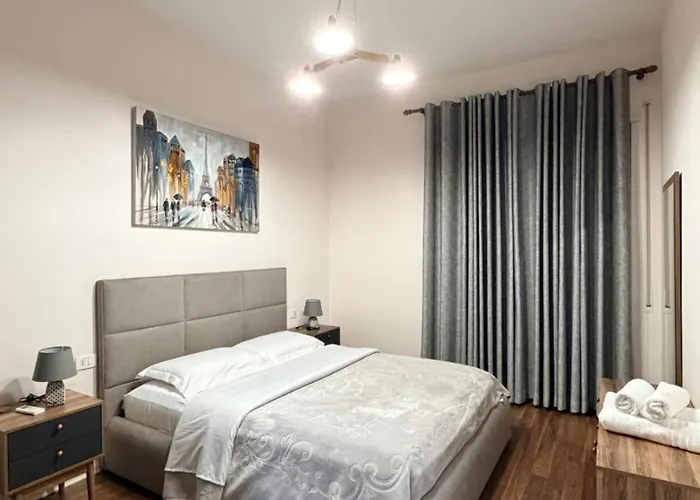 アパート Prayla At Kompleksi Delijorgji *